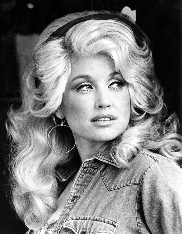 Dolly Parton smiling